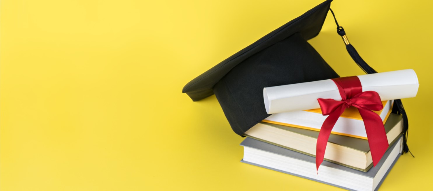 The Pros and Cons of Hiring a New Graduate